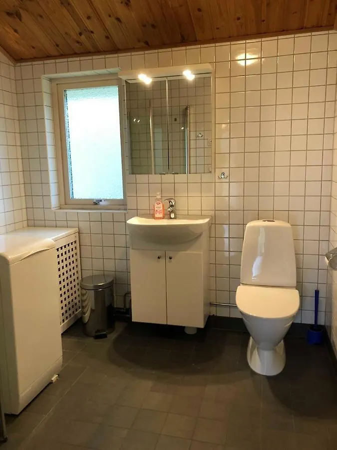 גטבורג Bjoersjoedal Lake House'S בית נופש