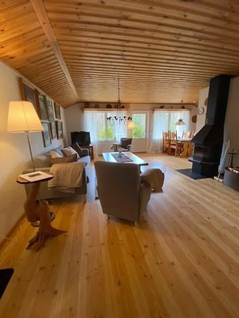 גטבורג Bjoersjoedal Lake House'S 0*,  שבדיה